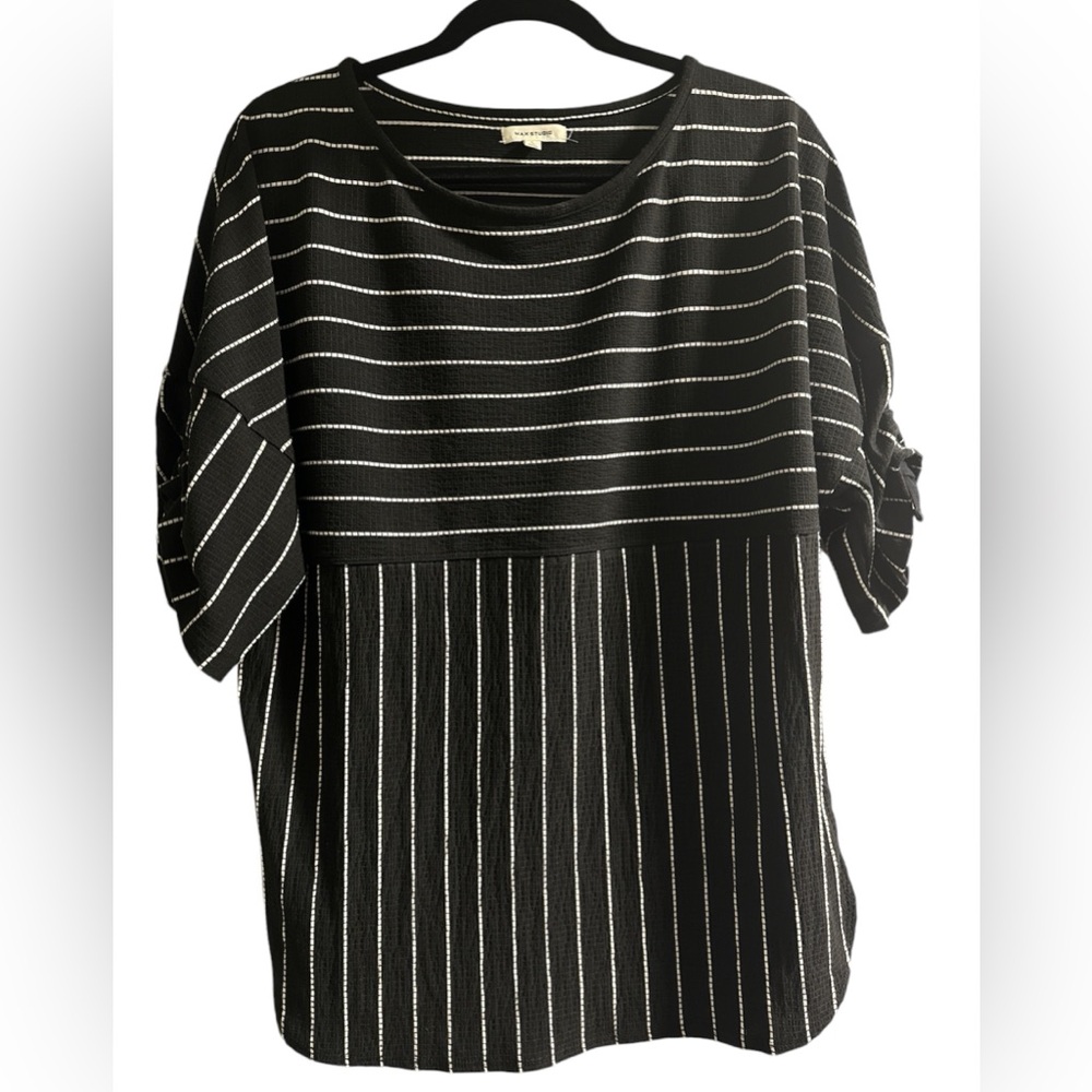 Max Studio black and white shirt